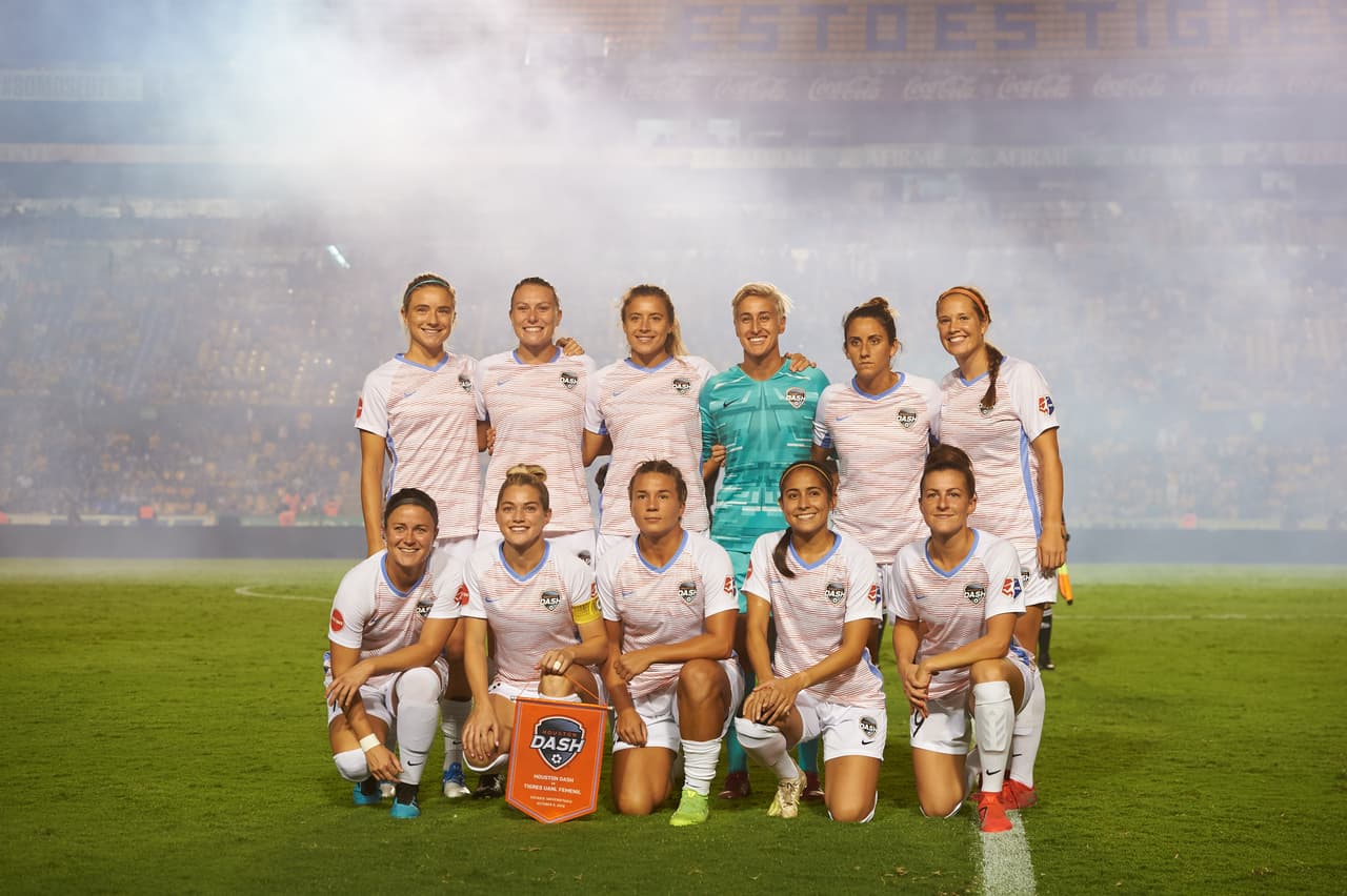 El equipo del Houston Dash en el Volcán.