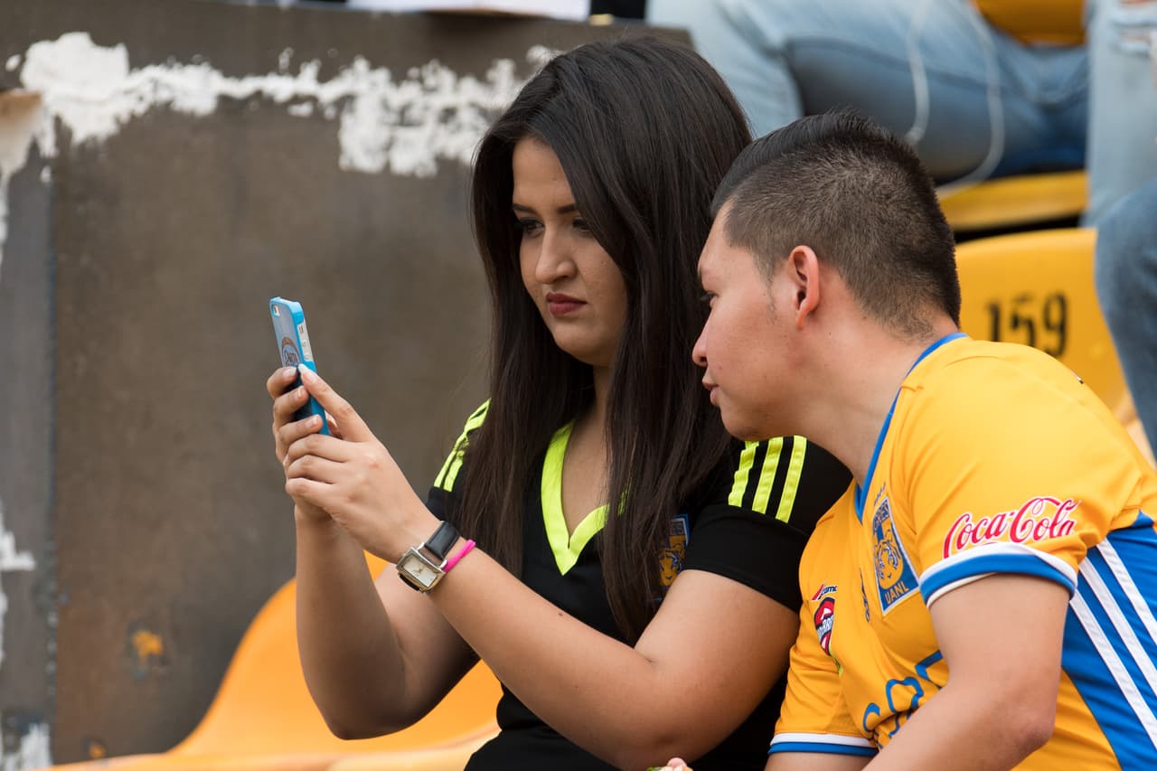 Así se vivió el colorido de la afición en la Jornada 11