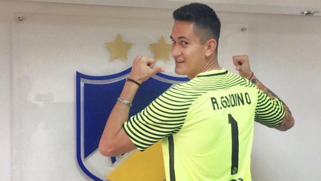 <b>Viernes 22 de septiembre - 12:00 p.m.ET/11:00 a.m.CT/08:00 a.m.PT: </b>aunque aún no debuta, el portero mexicano Raúl Gudiño estará con el APOEL Nicosia visitando al Aris, por la jornada 5 de la 1.Division de Chipre.