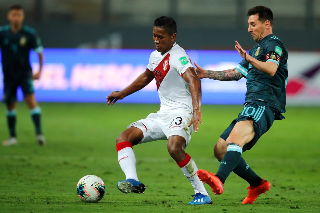 Con goles de Nicolás González y Lautaro Martínes, Argentina se impone en su visita a Perú.