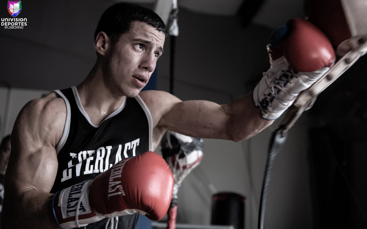 El prospecto de Puerto Rico, Jean Carlos 'Chapito' Rivera (15-0, 10 KO's), se enfrentará a Jason 'El Alacrancito' Sánchez (12-0, 6 KO's) de Nuevo México por la corona mundial juvenil vancante de la OMB en el Hotel El Panamá en la Ciudad de Panamá el próximo 31 de octubre.