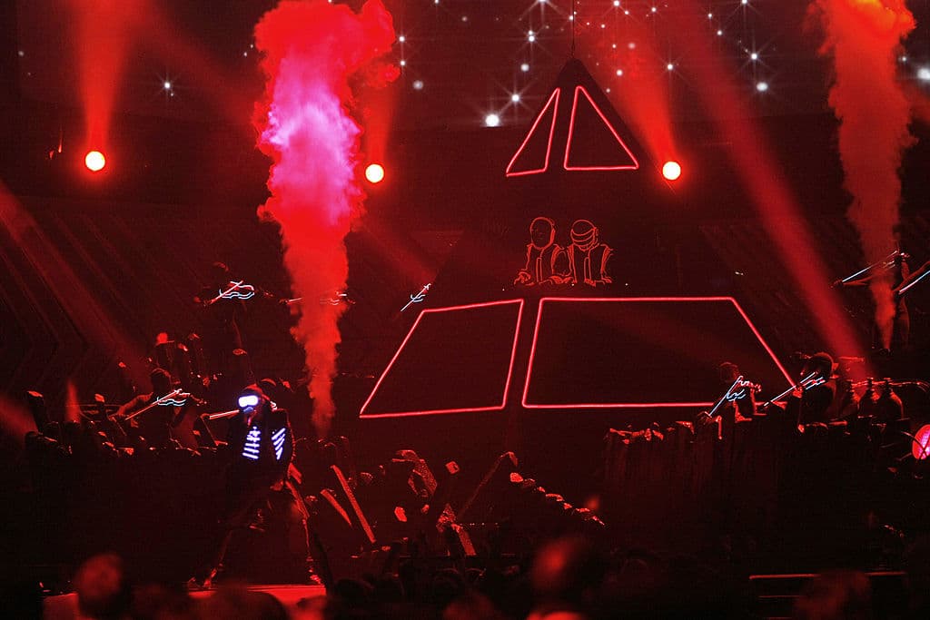 "No somos artistas, no somos modelos; no sería agradable para la humanidad ver nuestras caras", dijo una vez de Homem-Christo a la revista Rolling Stone.