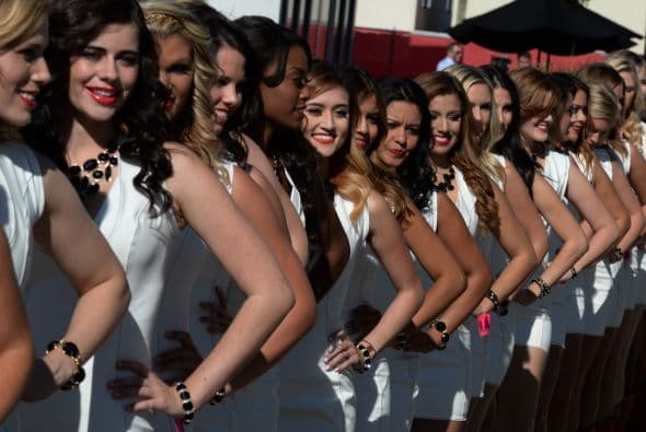 La carrera de autos más importante del mundo, debe tener a las mujeres más hermosas de todo el planeta. Te presentamos este collage de diosas de la F1.