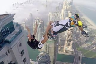 BASE Jump desde el segundo edificio residencial más alto del mundo