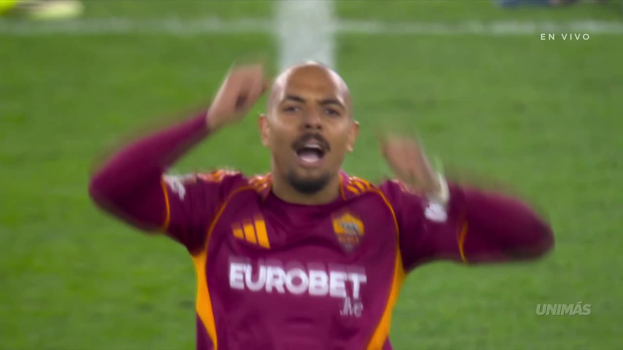 ¡Gol de la Roma! Malen intercambia el penal por la anotación y pone el 2-3