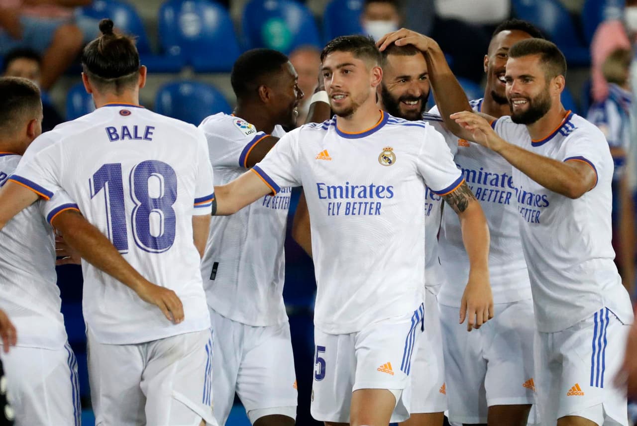 Real Madrid debuta con victoria sobre el Alavés en esta temporada de LaLiga. Con doblete de Karim Benzemá, gol de Nacho Fernández y Vinicius Junior, el club merengue suma sus tres primeros puntos en la tabla. Gareth Bale está de regreso.
