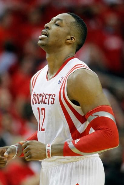 Frustrados, desesperados y cansados, así quedaron los Rockets luego de perder el primer partido de los Playoffs en casa ante los Portland Trail Blazers por tan solo dos puntos luego de jugar sobretiempo. Marcador final de 122-120.