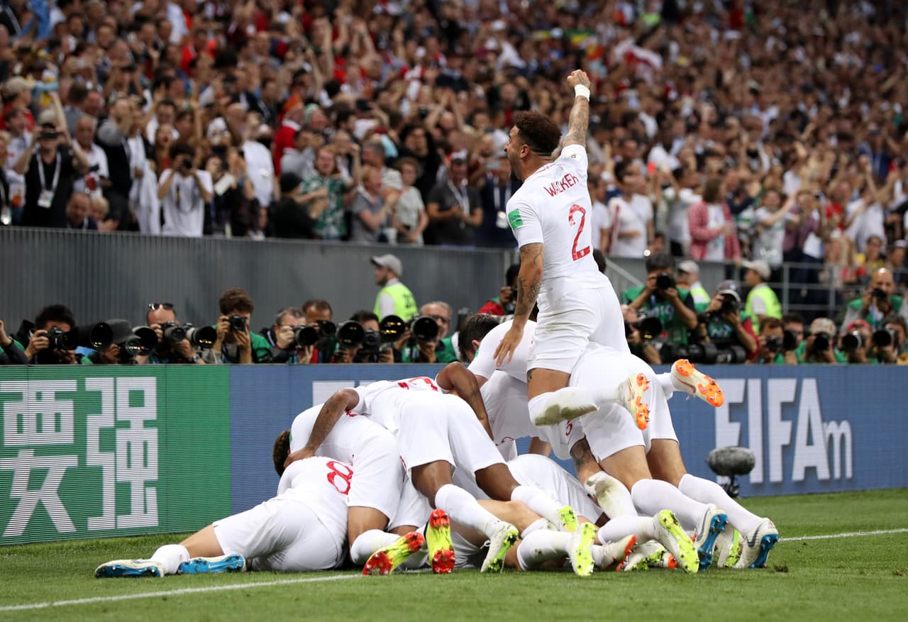 6. Inglaterra (UEFA) - 1,615 puntos