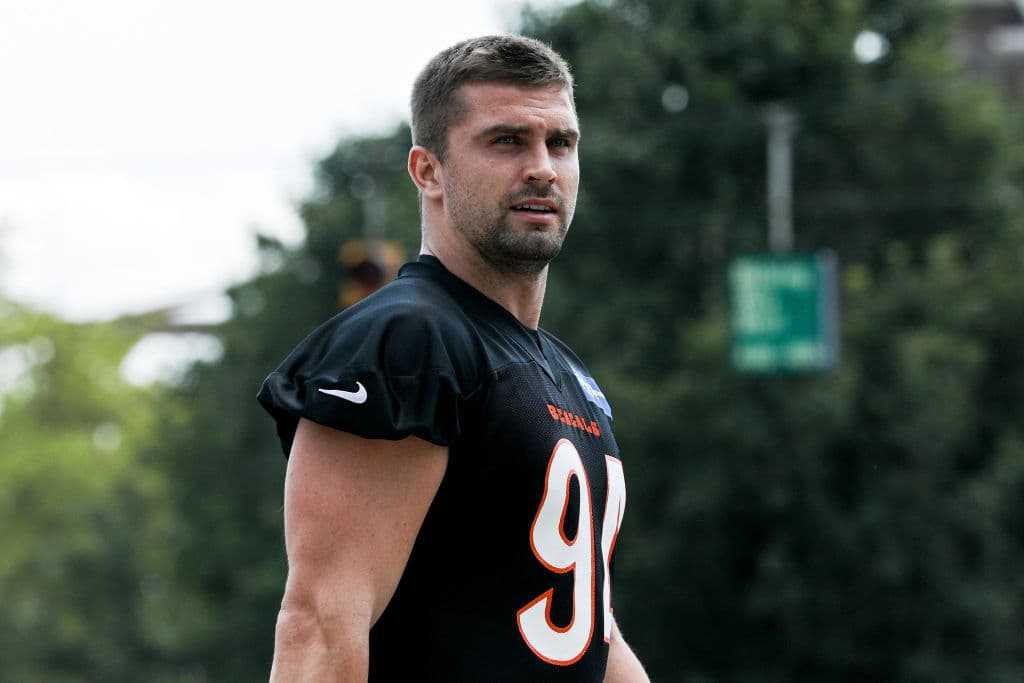 <b>Sam Hubbard</b>
<br>Es el defensivo del equipo de Cincinnati Bengals, tiene 26 años y, anteriormente, jugó para el equipo de la Universidad de Ohio antes del Draft de la NFL de 2018.
