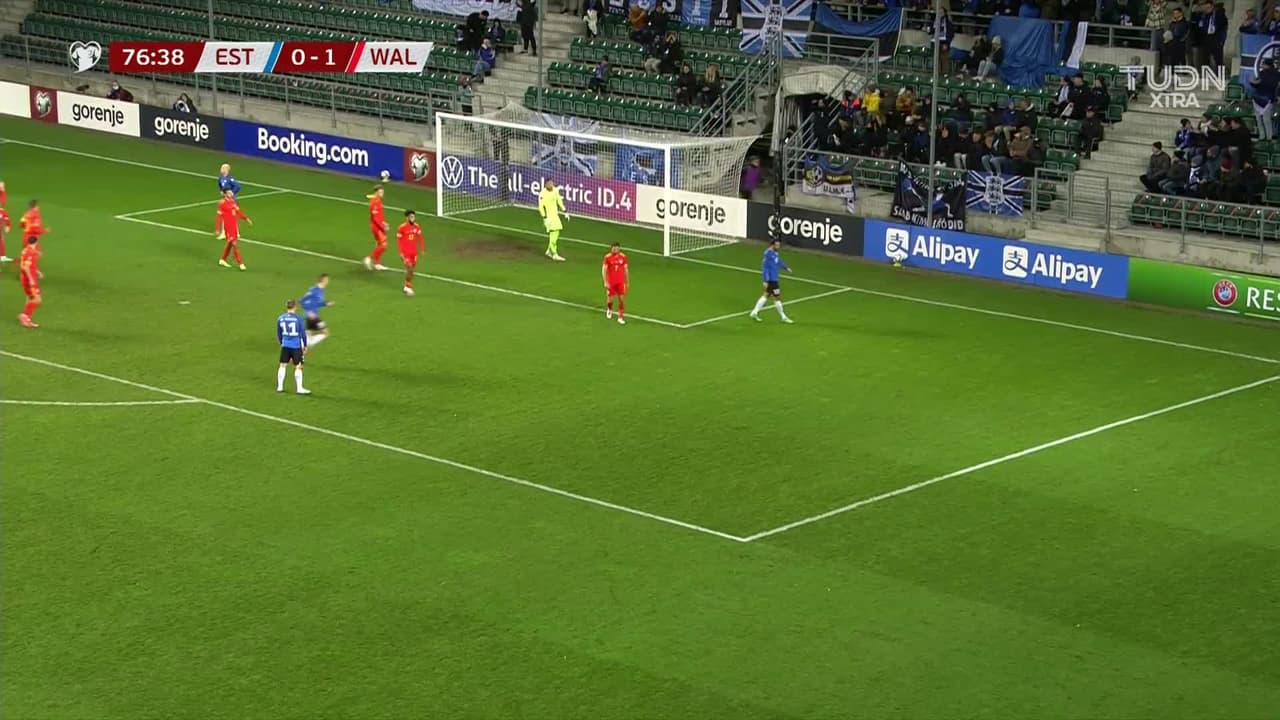 ¡TIRO ATAJADO! disparo por Vlasiy Sinyavskiy.