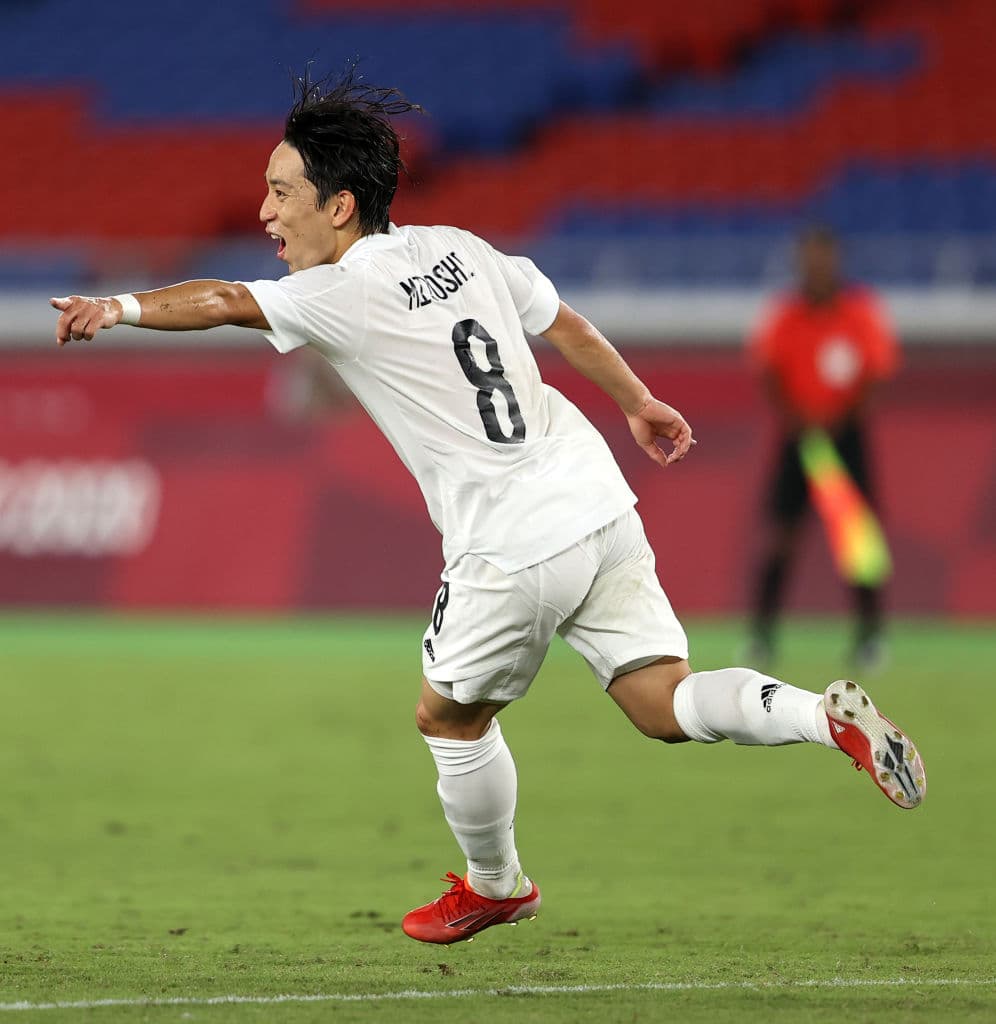 Japón destroza a Francia 4-0 y, tranquilamente, avanza a Cuartos de Final en los Juegos Olímpicos de Tokyo 2020, donde enfrentará a Nueva Zelanda. 'Les Bleus' quedan fuera de la competencia.