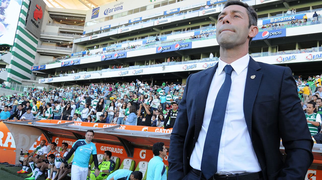 ¡Cerca de volver! Caixinha, principal candidato de Santos