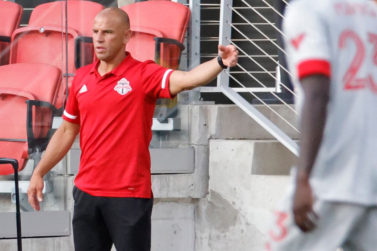 Después del encuentro -la peor derrota histórica de Toronto FC en MLS- el entrenador Chris Armas fue despedido por el club canadiense.
<br>