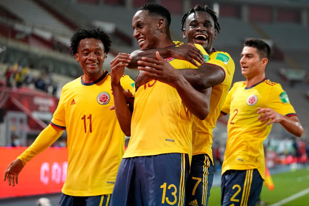 Yerry Mina, Mateus Uribe y Luis Díaz se encargan de golear a Perú 0-3 en la eliminatorias rumbo a Qatar 2020.