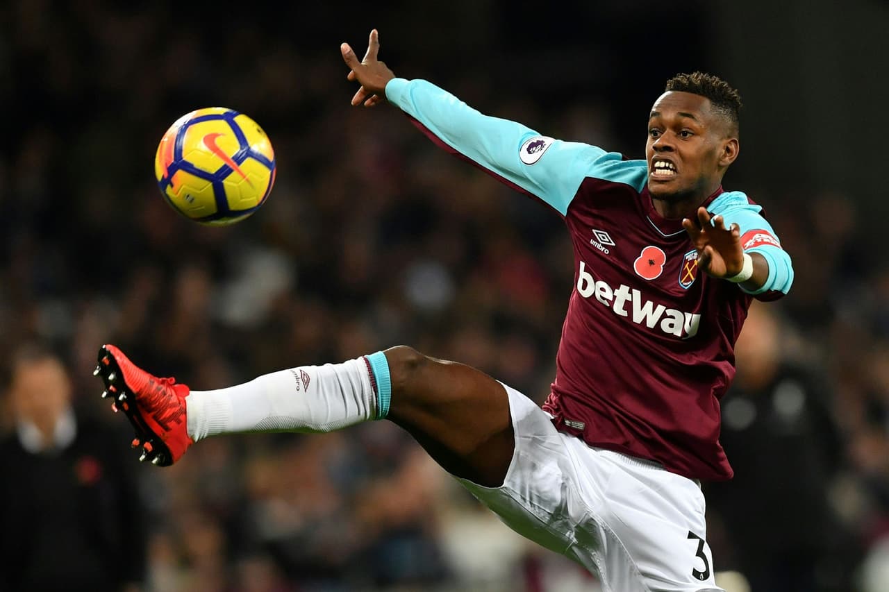 En la temporada, West Ham apenas lleva dos triunfos y tres empates, con una mayoría de derrotas que lo tiene en riesgo.