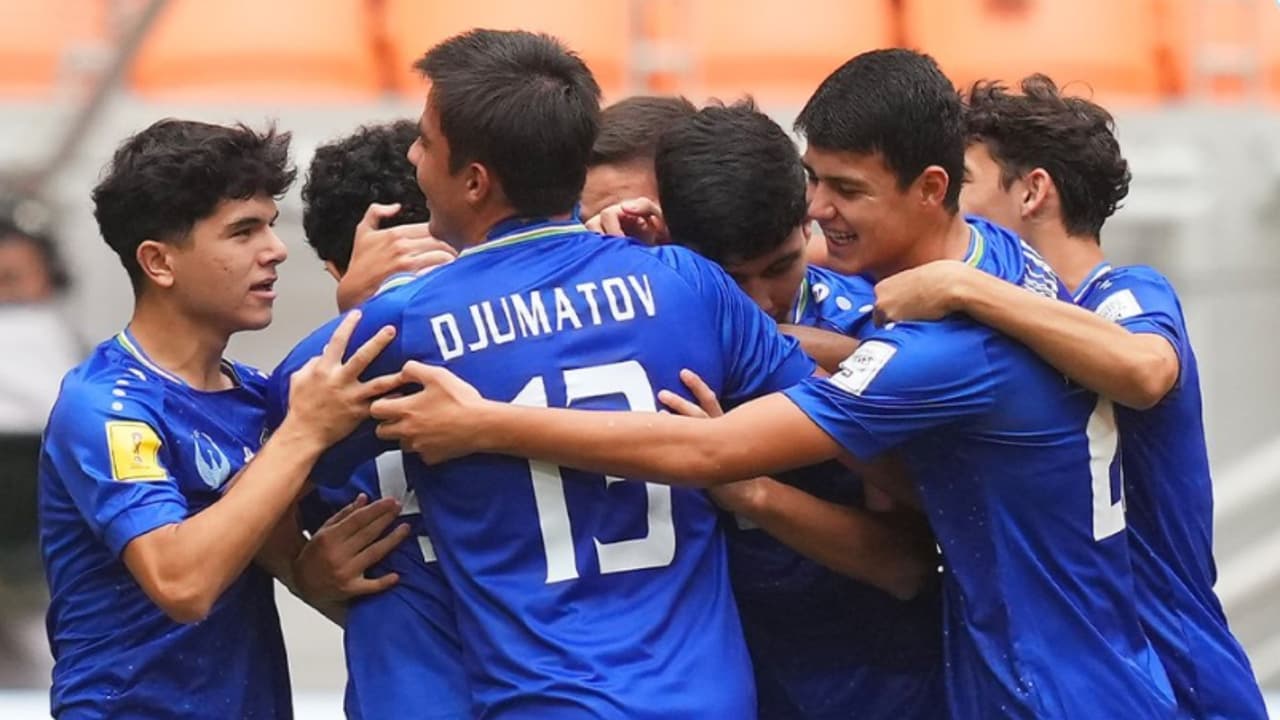 Uzbekistán sorprende a Inglaterra y pasa a Cuartos del Mundial Sub-17