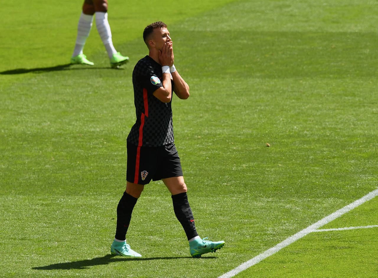 Ivan Perisic da positivo a COVID-19 y queda fuera ante España