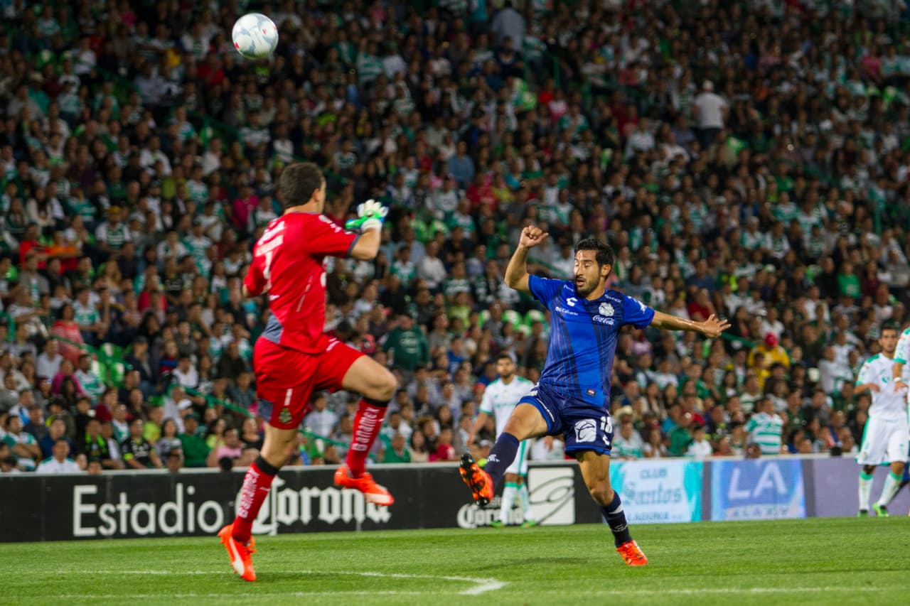 Santos no pudo con un Puebla combativo.