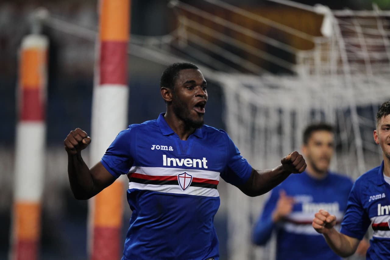 Roma vs. Sampdoria, Duván Zapata festeja su gol ante la 'Loba'.