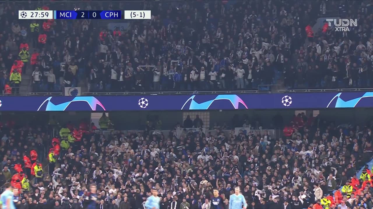 ¡GOL!  anota para FC København. Mohamed Elyounoussi