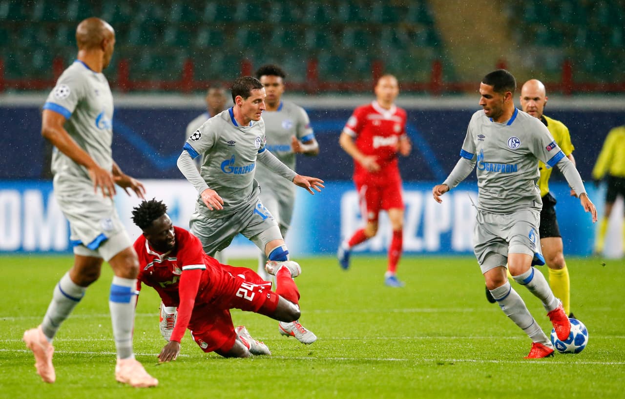 Los locales habían perdido por 3-0 en su visita al Galatasaray, mientras que la visita empató en su estadio por 1-1 con el F.C. Porto.