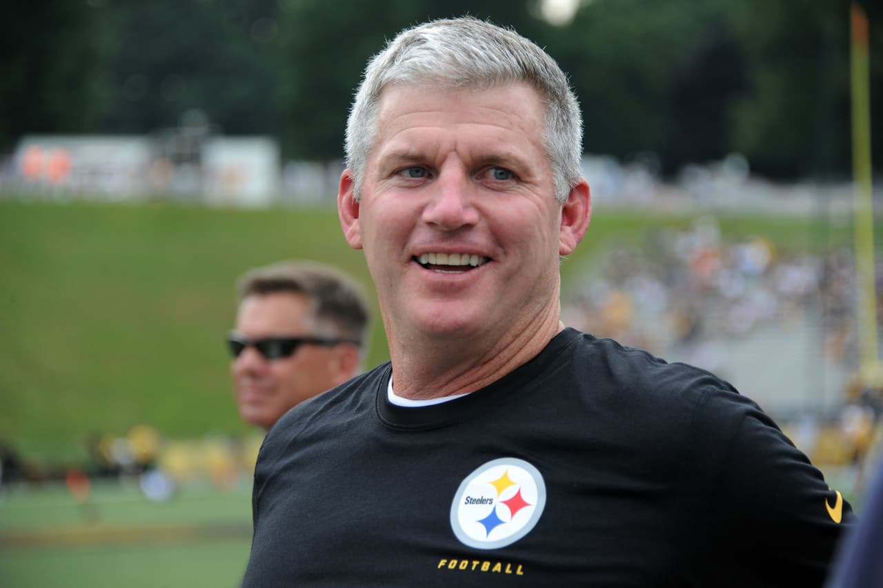 Mike Munchak evitó en apelación la multa de $10,000 dólares por jalar el cabello de Reggie Nelson