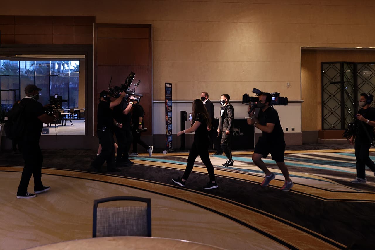 Así se vivieron los instantes previos al combate por la unificación de los títulos CMB, AMB, OMB y FIB.