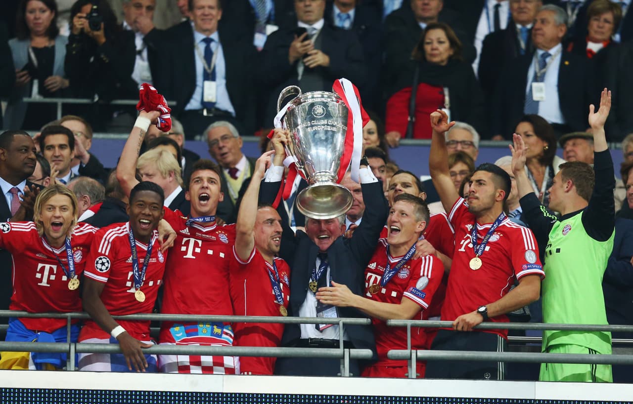 El técnico Jupp Heynckes fue el hombre que lideró esa campaña, en la que al finalizar renunció para darle paso a Pep Guardiola.