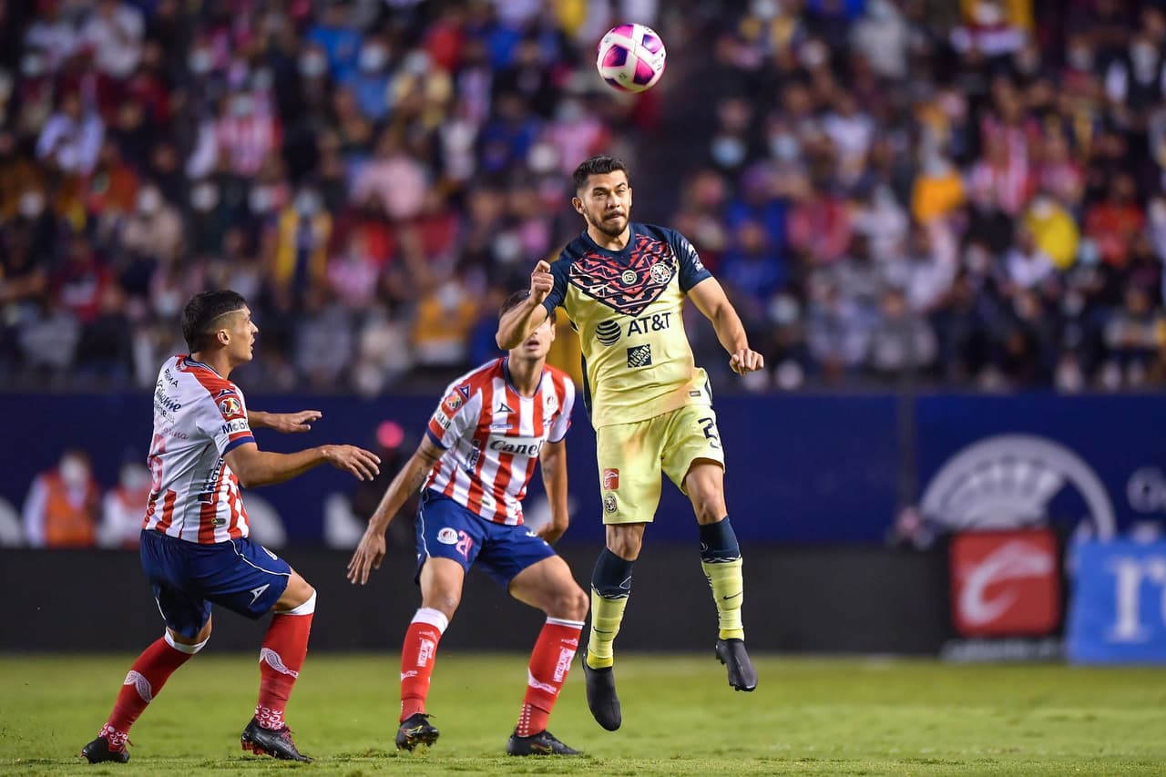 América saca un apretado triunfo en su visita al San Luis; Roger Martínez fue el encargado de hacer el gol de la victoria.