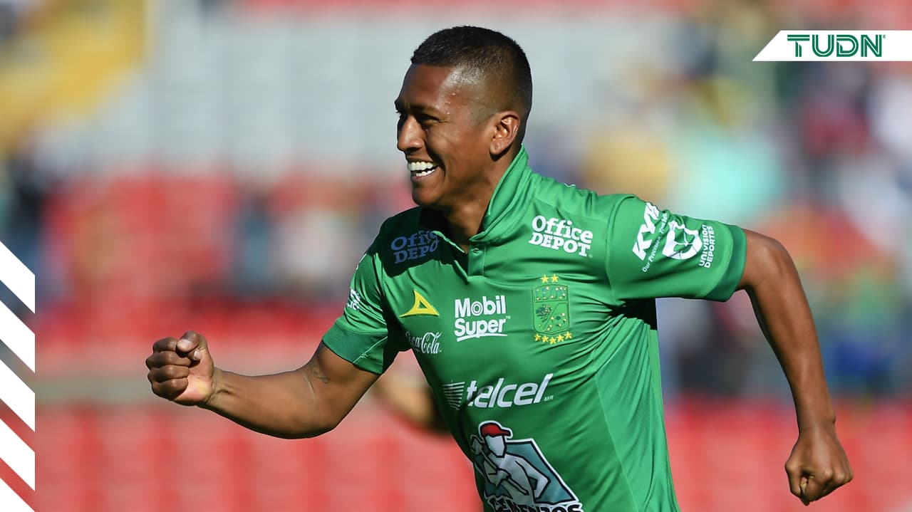 Pedro Aquino es baja de León por una lesión en la rodilla.