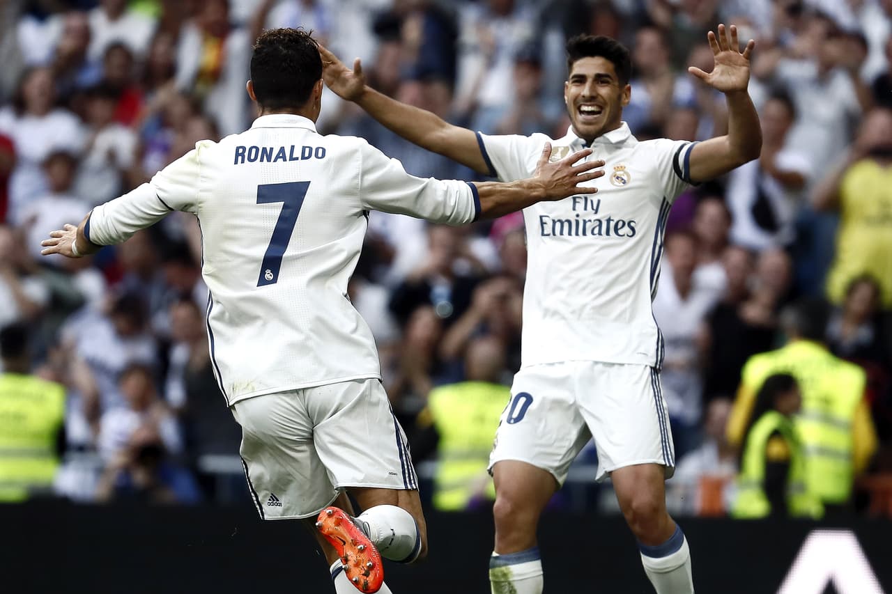 La situación siguió su curso al minuto 26 cuando Cristiano Ronaldo logró cazar un rebote –tras buena jugada de James Rodríguez– en el área para marcar el 2-0.