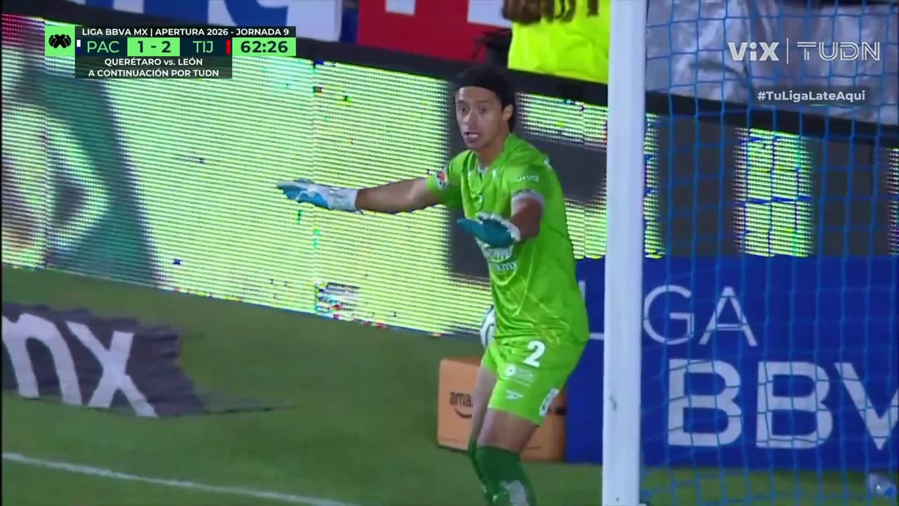 ¡Pepe Toño Rodríguez es una muralla! En tres ocasiones salva su arco