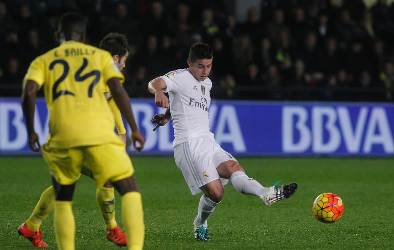 Con la desventaja en el marcador, los blancos intentaron abrir la cancha. James Rodríguez fue de los jugadores que más lo intentó pero sin tener éxito.
