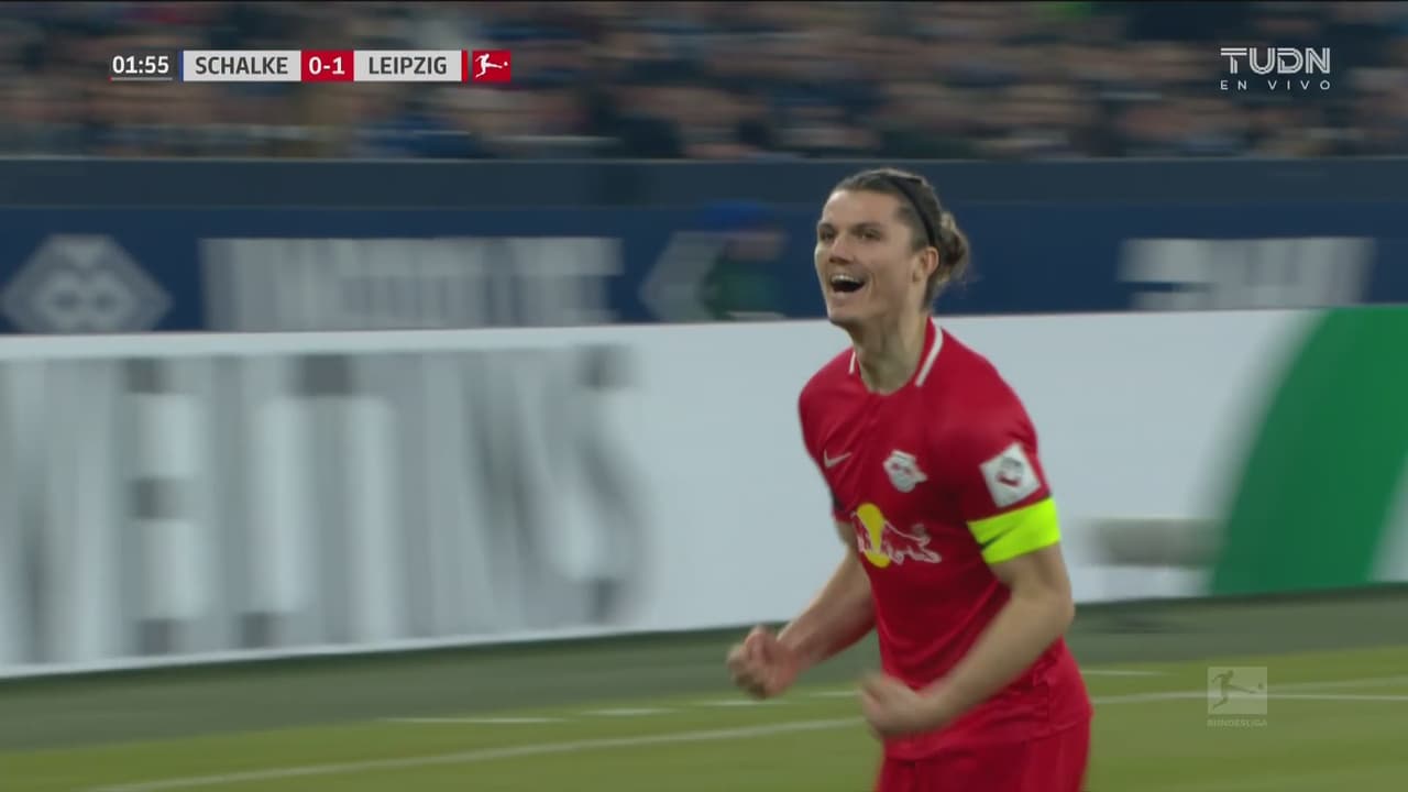 ¡Golazo de vestidor! Sabitzer provoca el error de Nübel y el 1-0