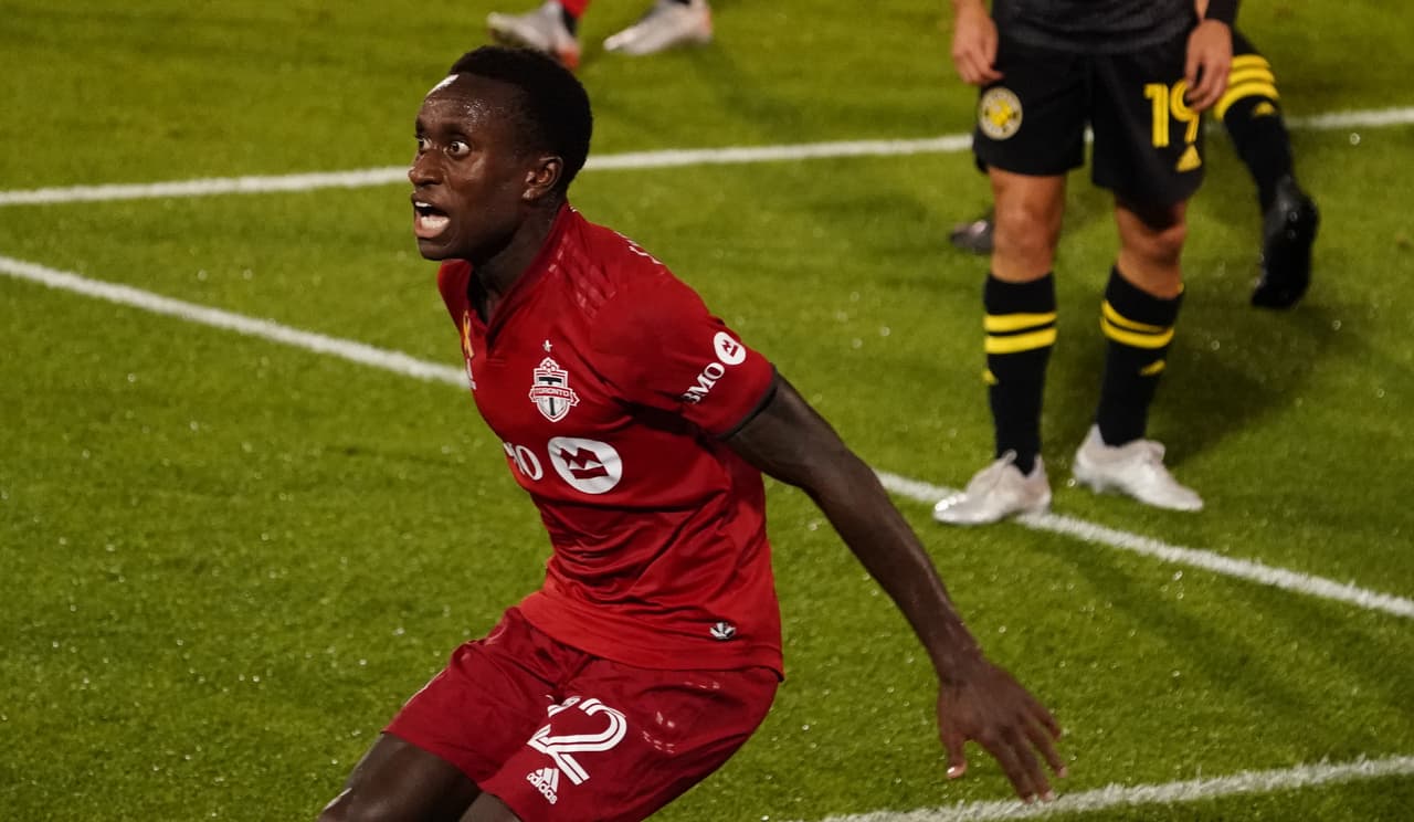 DEFENSOR - Richie Laryea (Toronto FC)