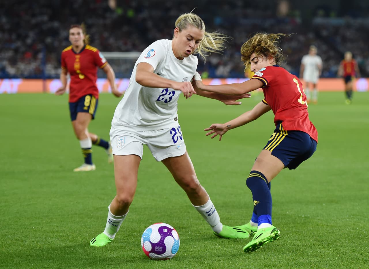 Dice por ahí un refrán que tanto va el cántaro al agua hasta que se rompe y terminó por suceder a instantes del final.
<br>