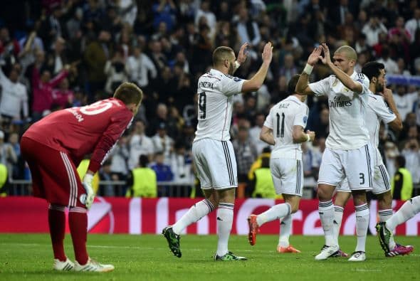 Real Madrid reaccionaría con el gol de Ronaldo, el portugués anotaría de cabeza tras un gran centro de Bale.