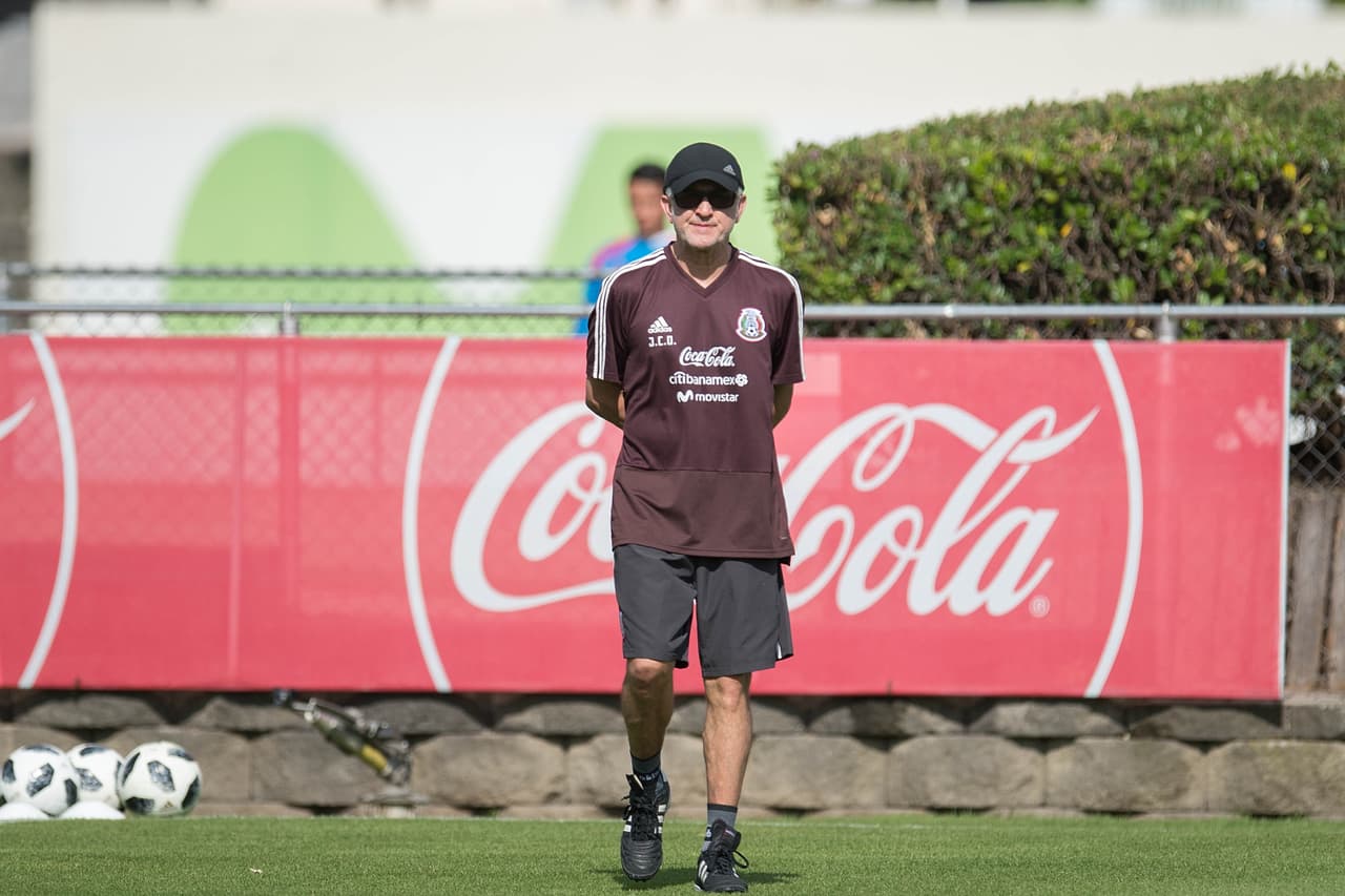 En la concentración de Osorio, pero sin trabajar, está el defensa Diego Reyes, del Oporto, quien se recupera de una lesión y empezó la rehabilitación con el propósito de llegar sano al Mundial.