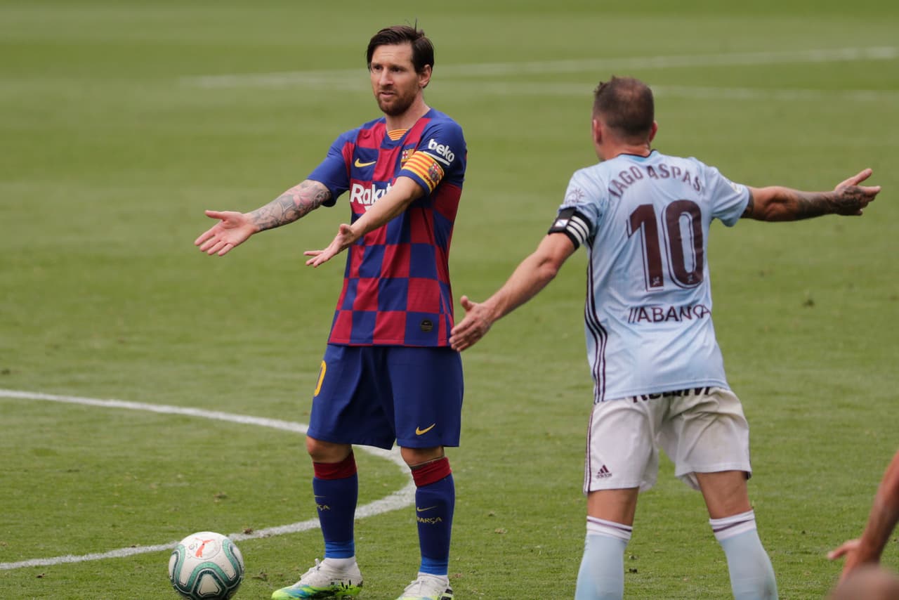 Leo Messi sufre la confusión de un Barça que mira cómo se le va La Liga.