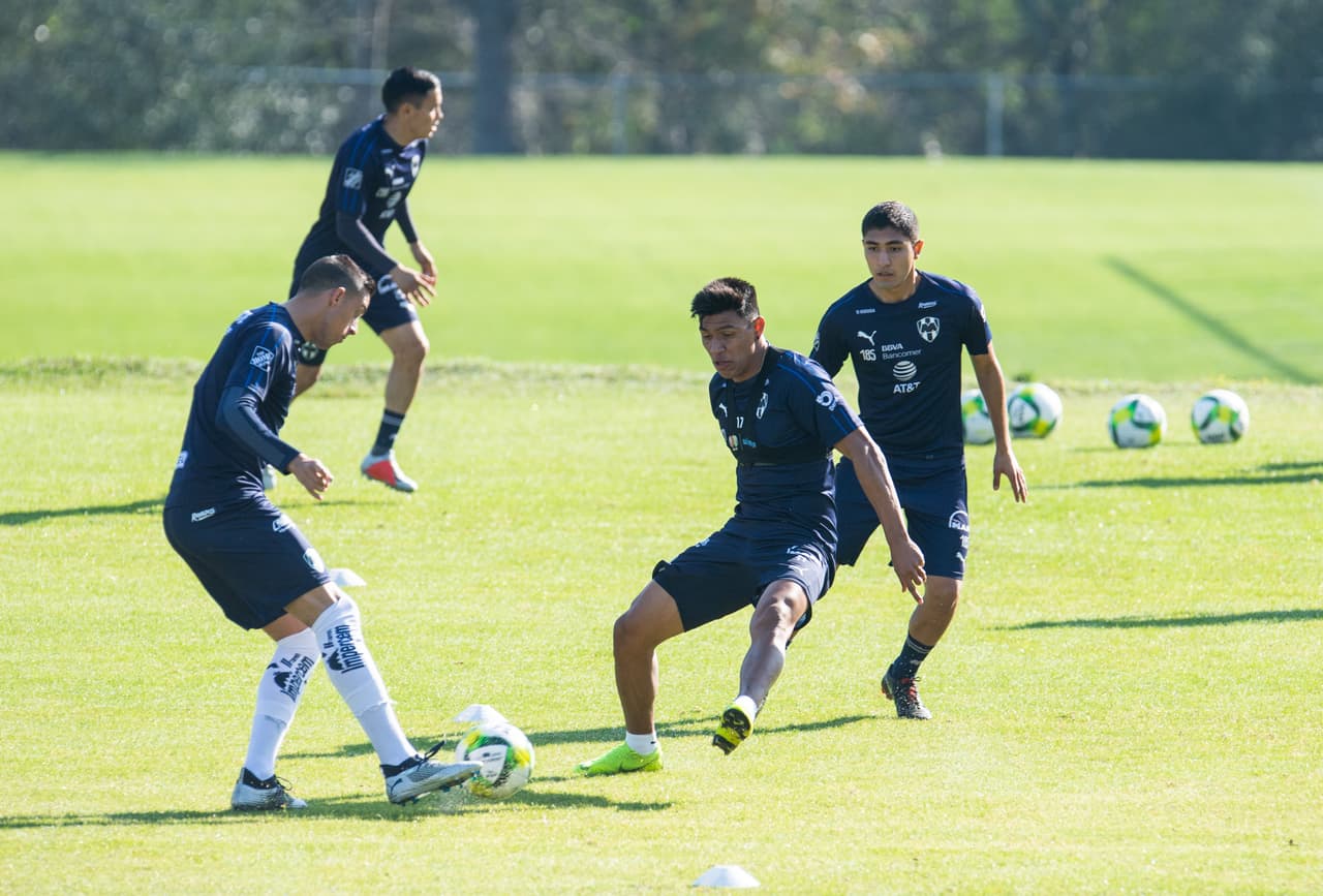 El uruguayo Diego Alonso quiere llevar a Monterrey al anhelado título de la Liga MX y por eso, tras la goleada que tienen al equipo como líder del Clausura 2019, por lo que ajusta cada vez más detalles.