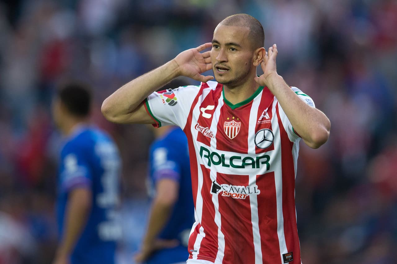 05 Carlos González (Necaxa) - 5 goles