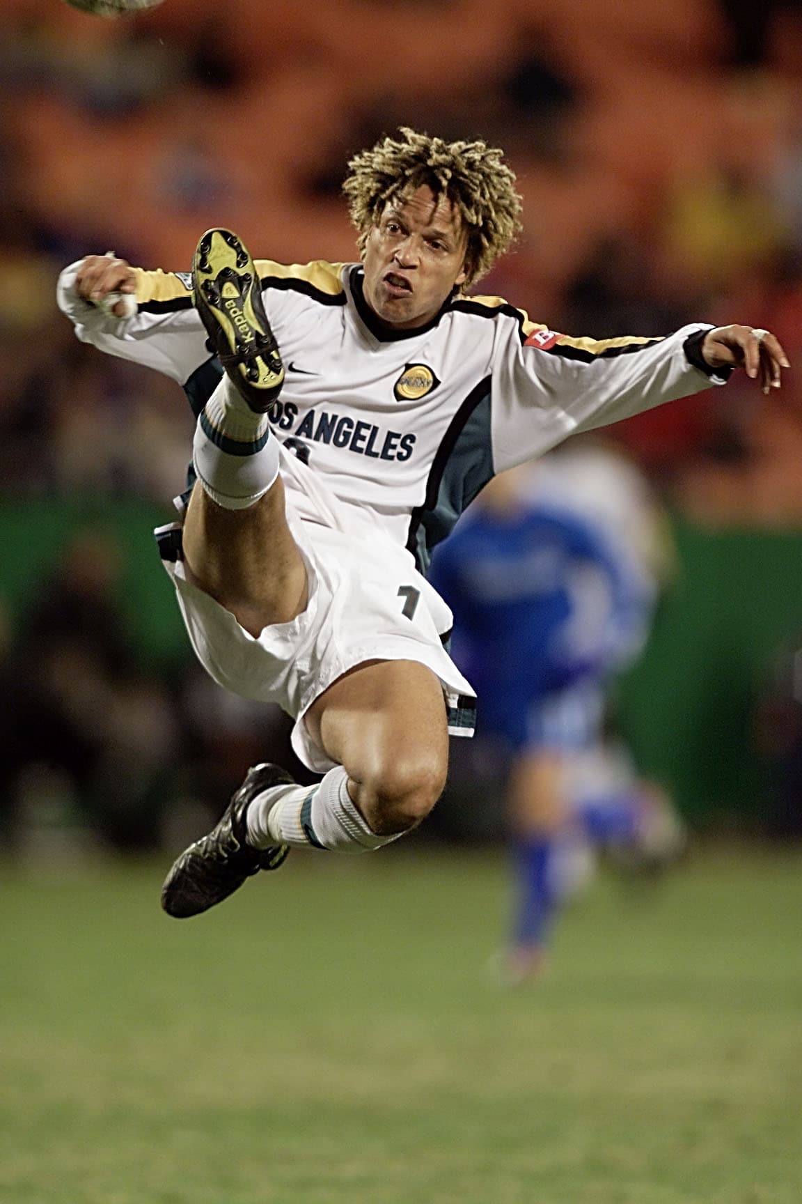 Coby Jones fue un volante que gracias a su experiencia mundialsta y capacidad de desdoble en la cancha se consolidó como figura del equipo angelino.