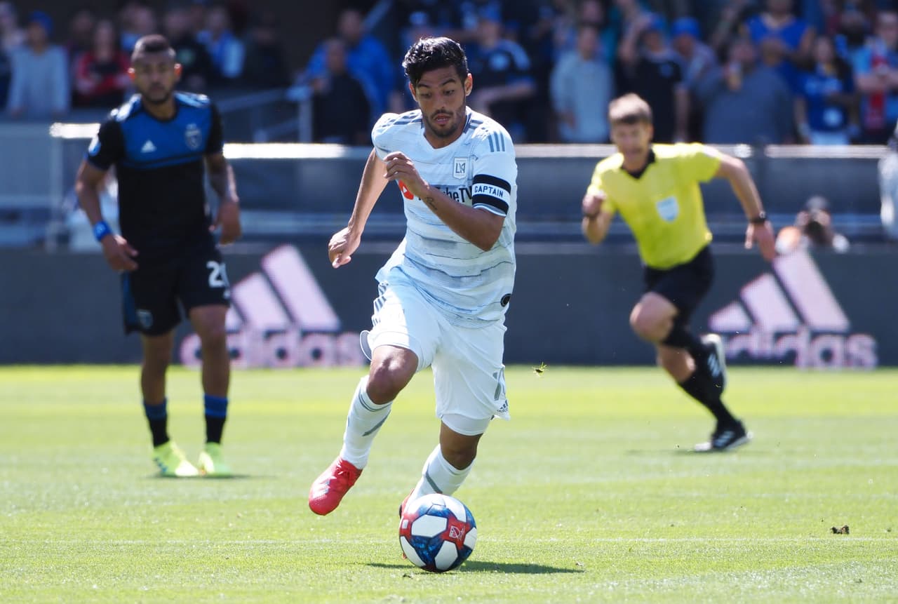 Carlos Vela firmó un triplete en la cómoda victoria 5-0 de LAFC sobre San Jose Earthquakes.