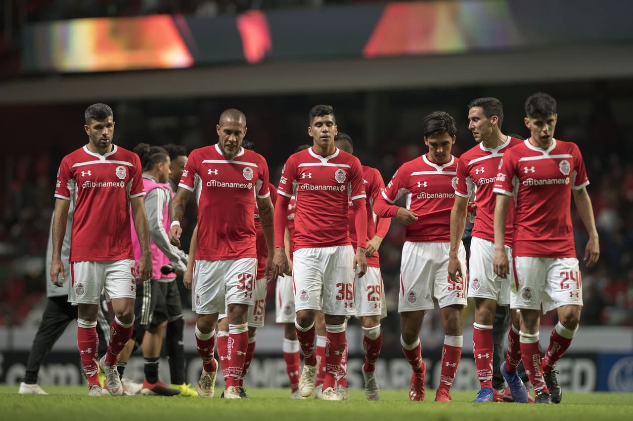 Así se fue el juego al descanso y todo parecía indicar que no había cómo darle vuelta al marcador.