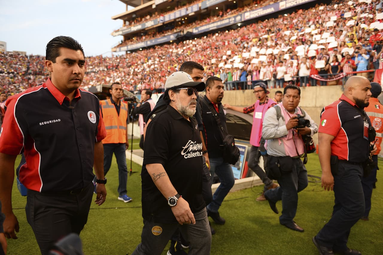 Como siempre, Diego Armando Maradona acaparó las miradas en su segunda final en el Ascenso MX.