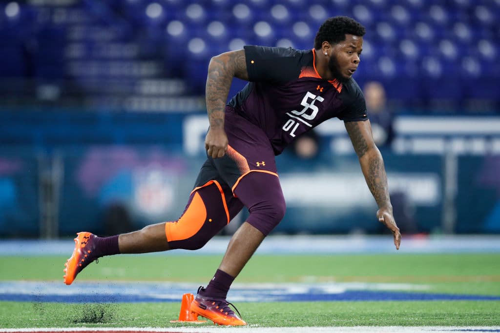 <b>9) Jawaan Taylor (Florida, OL)</b>, el liniero de los Gators parece perfilarse para engrosar las filas de los Buffalo Bills.