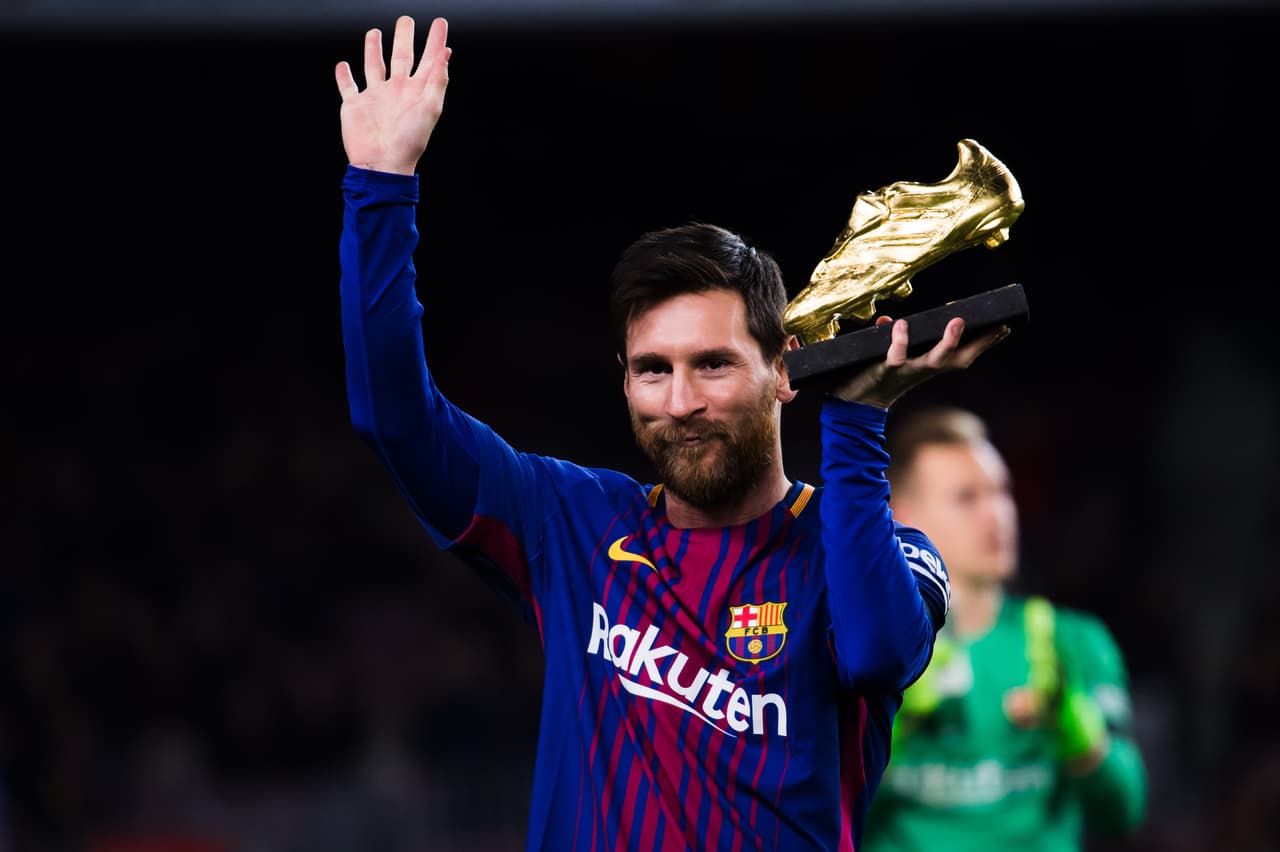 Messi tiene 631 goles anotados desde 2004 hasta ahora, con apenas 31 años de edad. Es el máximo goleador histórico de Barcelona, de la Liga de España y de la selección de Argentina.