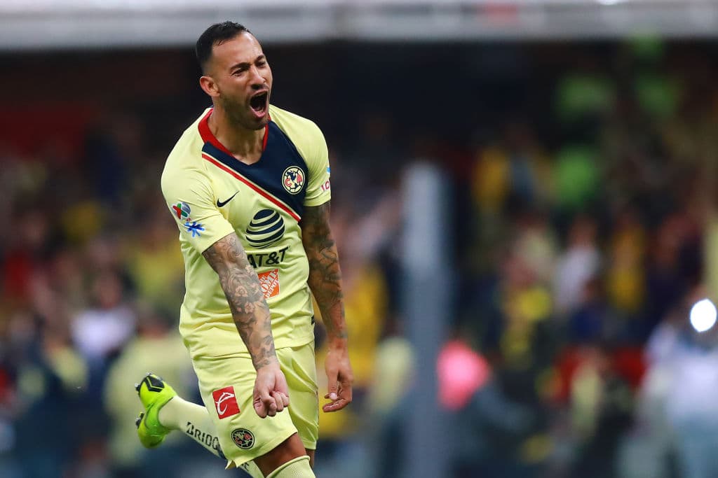 Cuando parecía que América no marcaría más goles, la dupla Arribas-Saldívar se encargó de lo contrario. Penal de ambos jugadores con un recargón sobre Roger Martínez que, Emanuel Aguilera, el cobrador de penales de las Águilas, se encargó de finiquitar.
