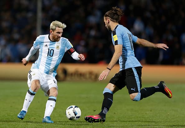 Argentina y Uruguay buscan organización conjunta del Mundial de 2030