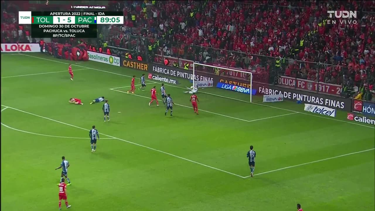 ¡TIRO ATAJADO! disparo por Jordan Sierra.